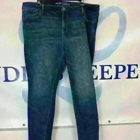 Old Navy Denim - Old Navy rockstar women’s denim jeans